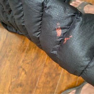 Men’s Patagonia Down Sweater - Medium